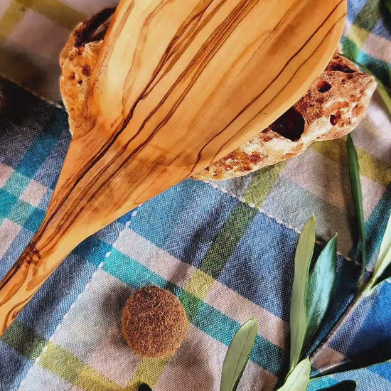 Kochlöffel aus Olivenholz Video