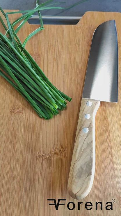 Santoku Messer im Einsatz mit Logo und Sound